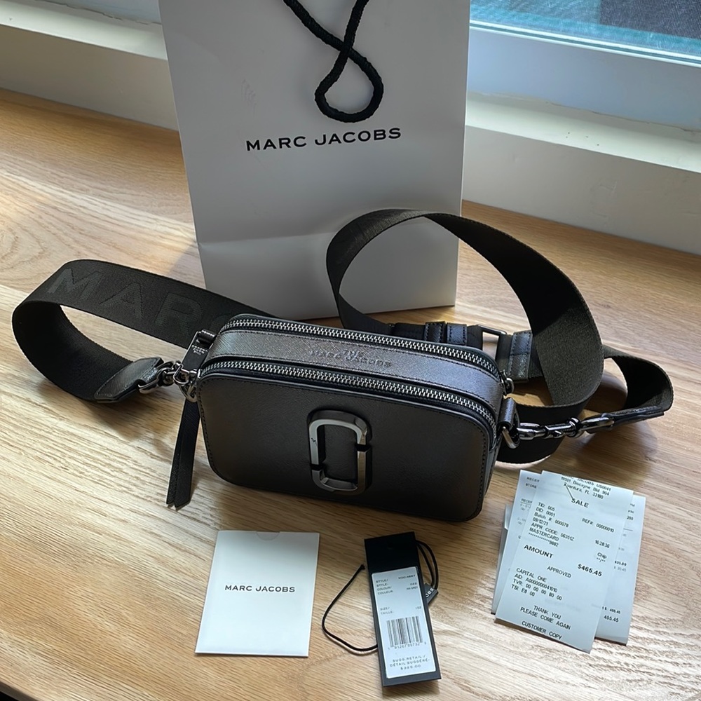 Marc Jacobs the Snapshot in Ink Grey in excellent condition, used twice.